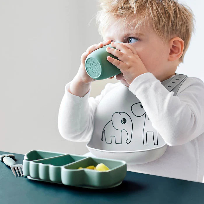 Silicone Stick&Stay snack plate Croco Green