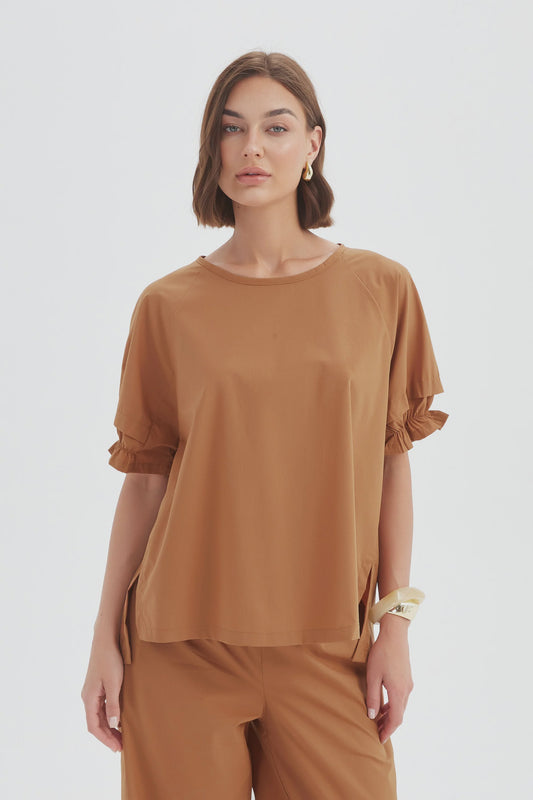 RUFFLE SLEEVE LYOCELL TOP - RUSSET
