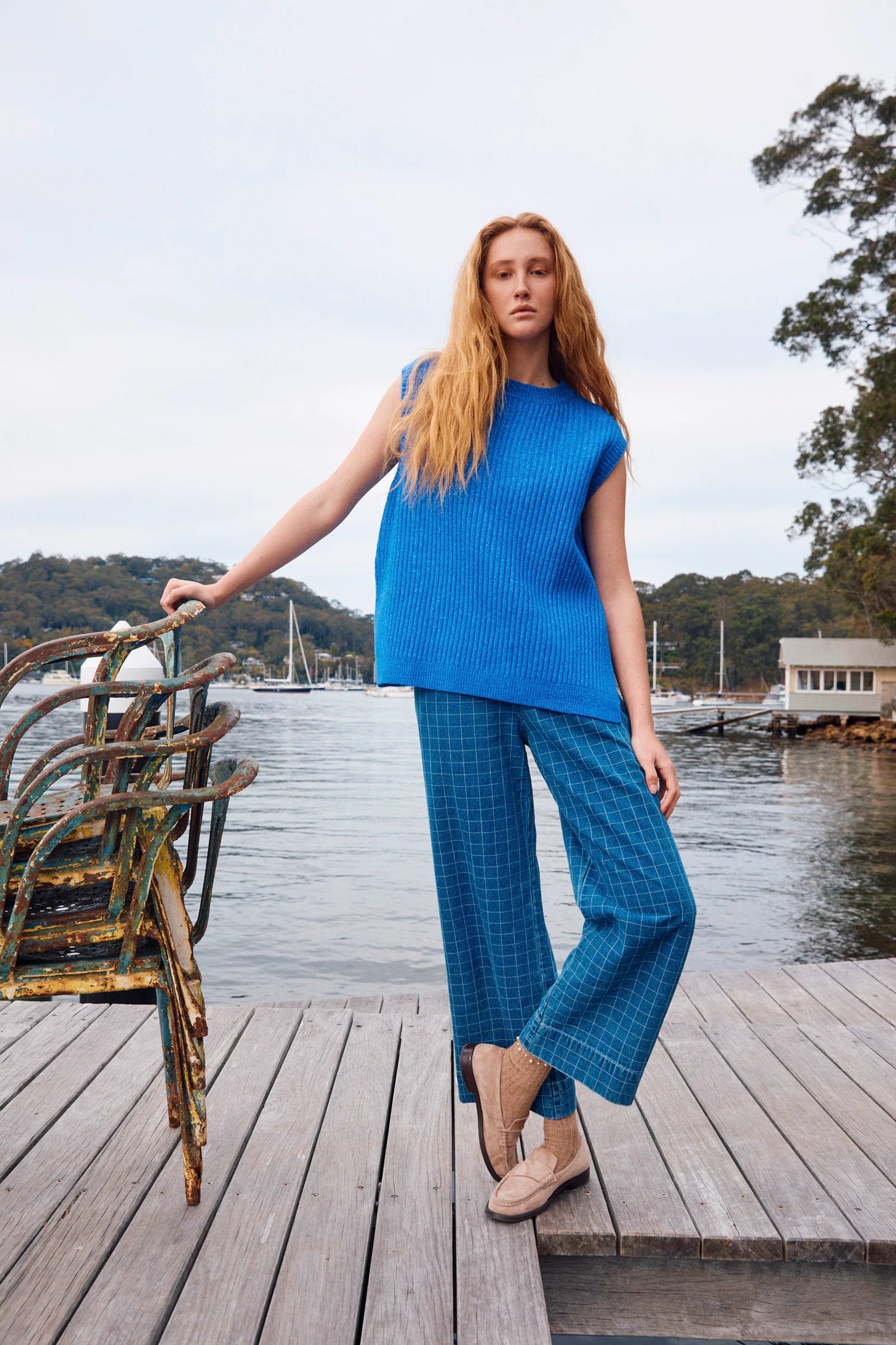 Miru Crew Knit Vest Cobalt