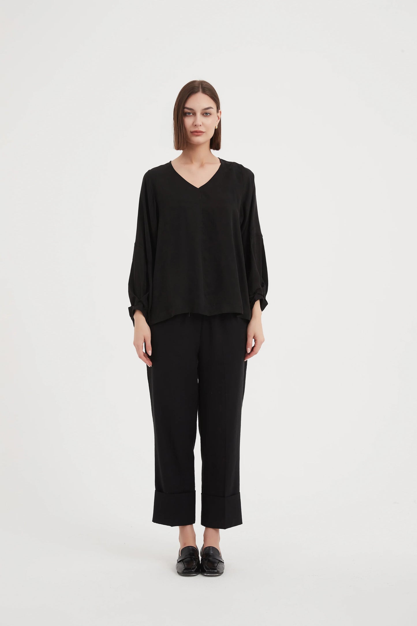 BISHOP LONG SLEEVE LINEN TOP BLACK