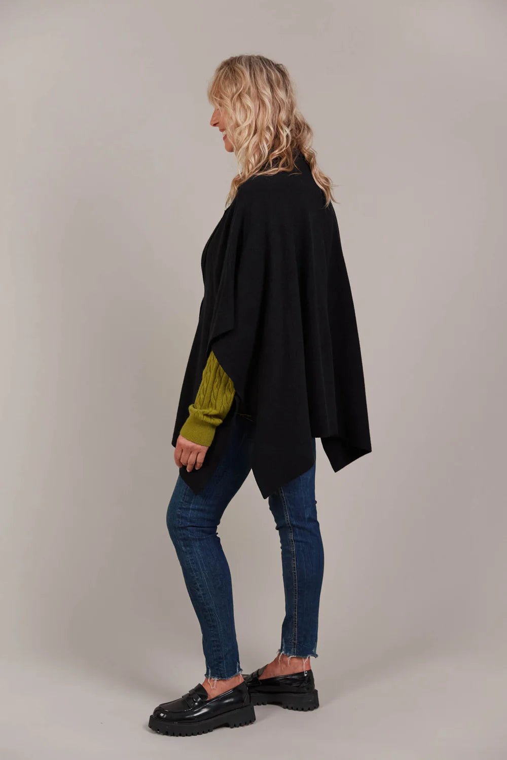 Palmer Knit Cape One Size - Black