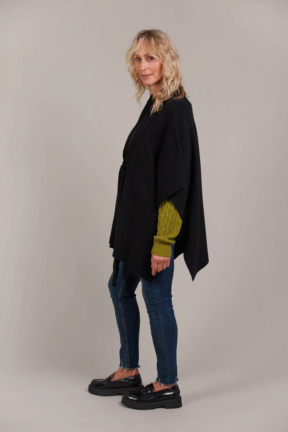 Palmer Knit Cape One Size - Black