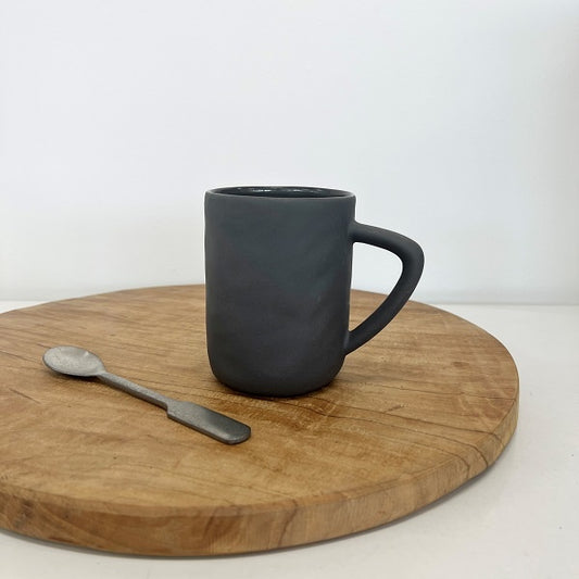 Flax Mug Charcoal