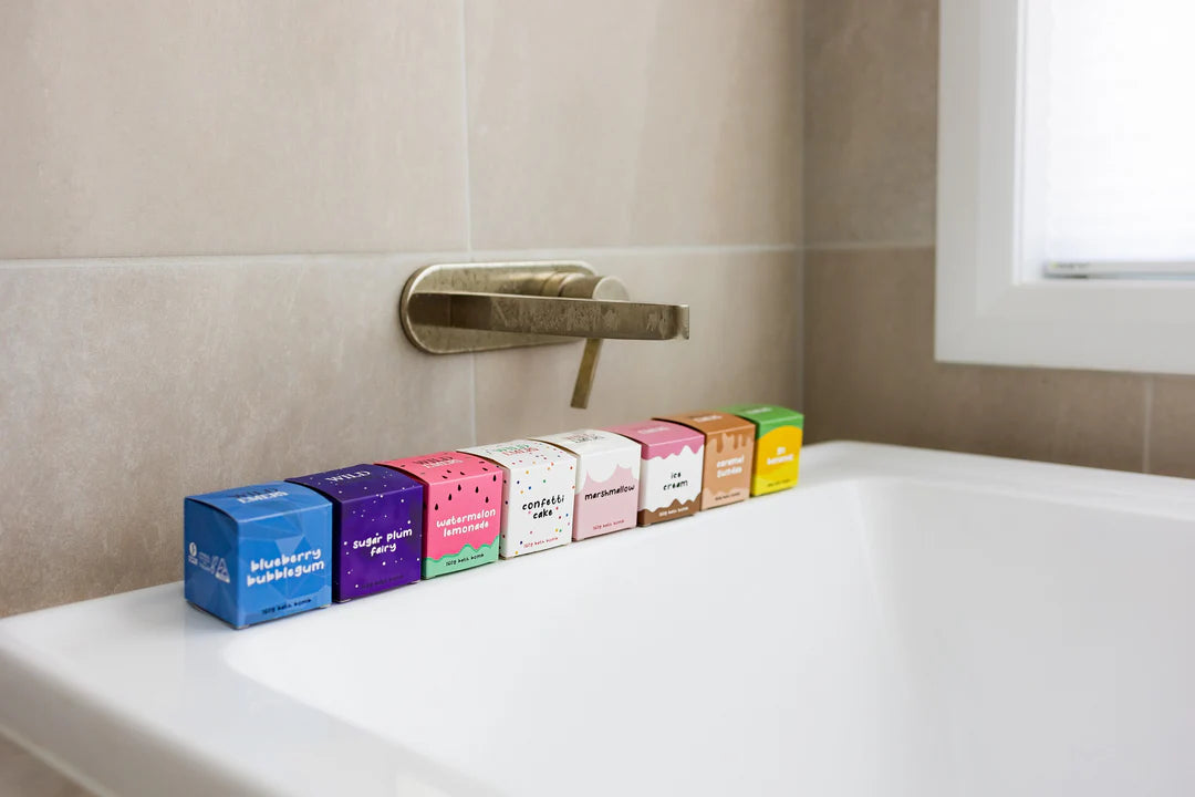 Blueberry Bubblegum Cube Bath Bomb