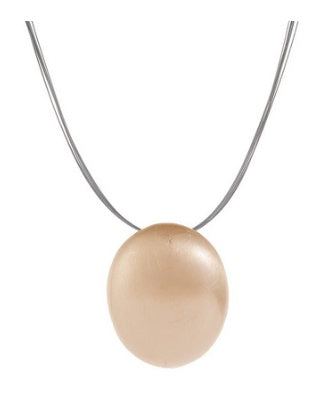 Scratched Disc Pendant Necklace Gold