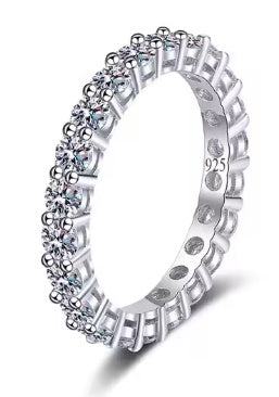 Sterling Silver Cubic Zirconia Circle Ring (Size 7)