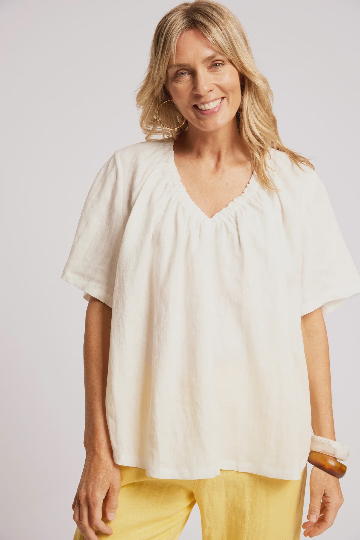 Cove Relaxed Top - White (One Size)