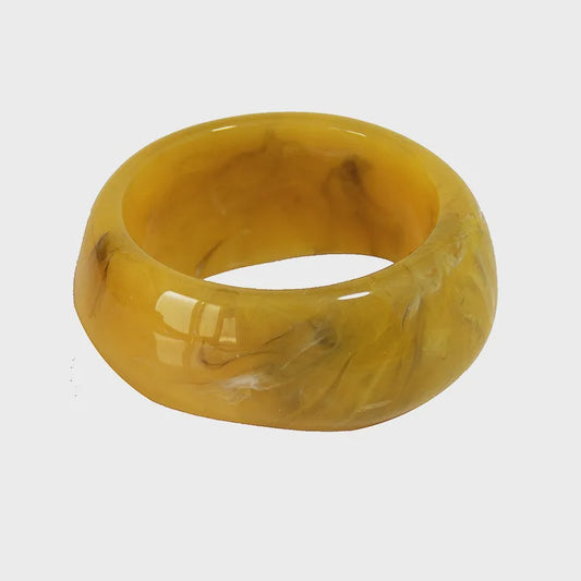 Mustard Chunky Rough Resin Bangle