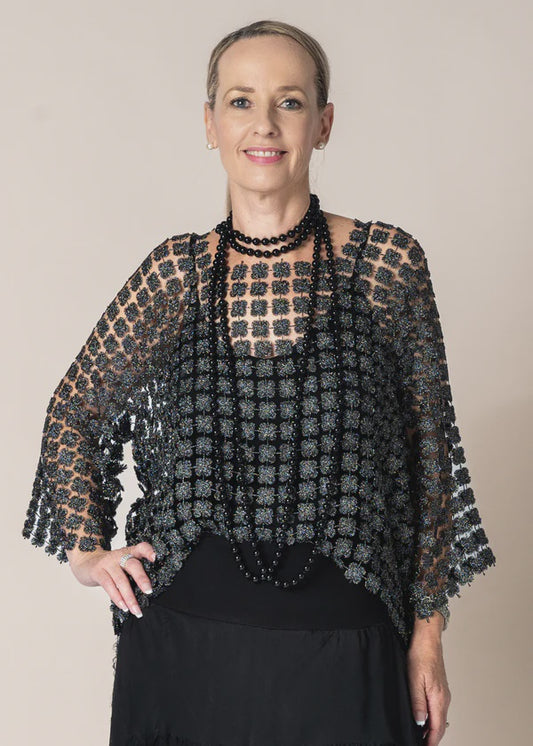 Carera Woven Metallic Top Onyx (One Size)