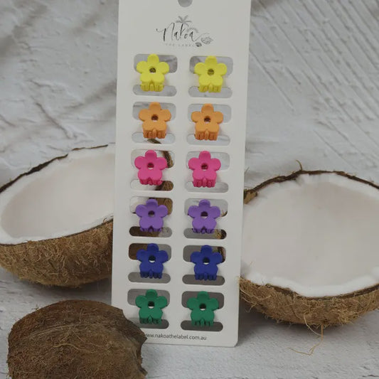 Claw Clip - Set of 12 Bright Mini Daisy Flowers