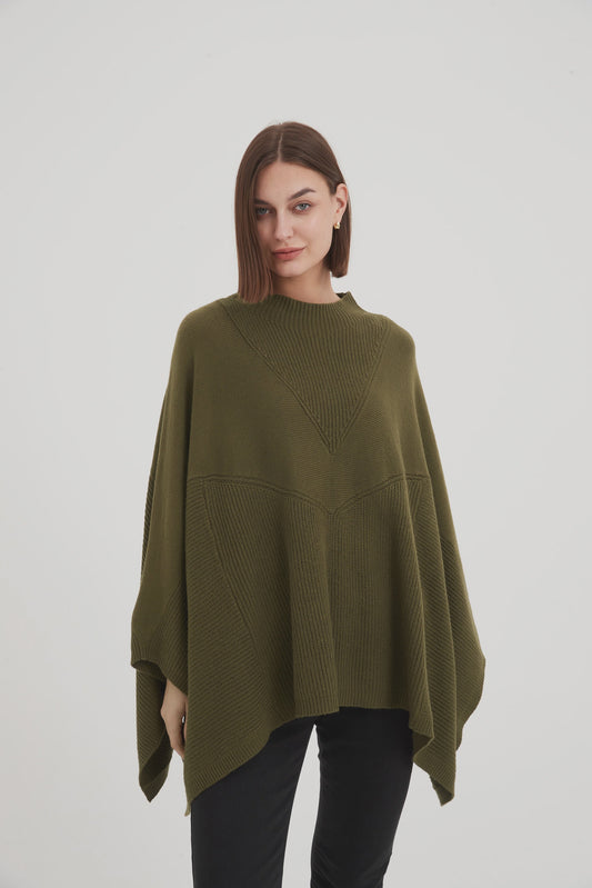 V Detail Oversized Knit  Dark Moss (One Size)