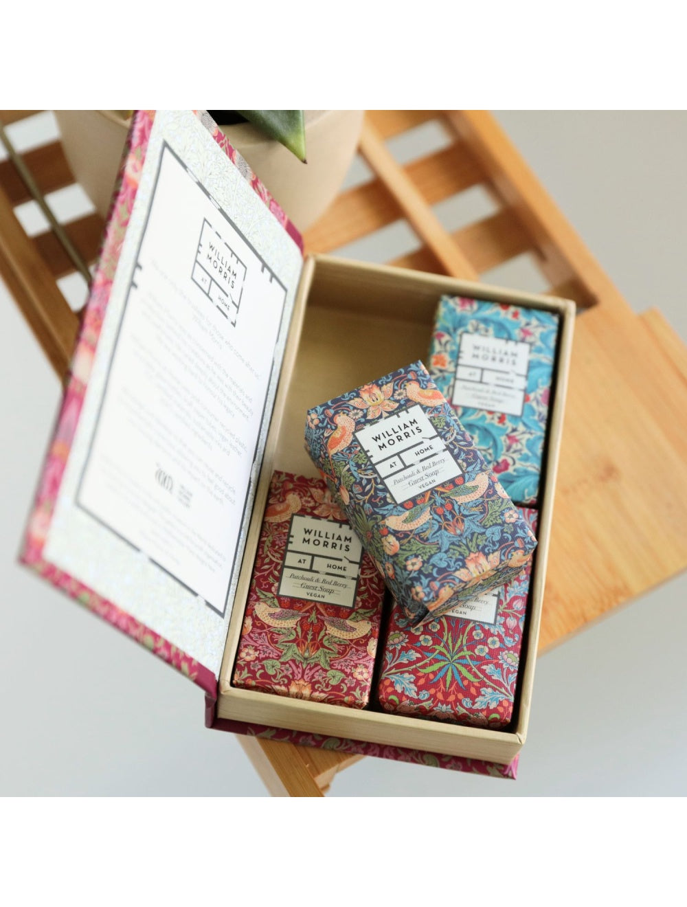 William Morris at Home Strawberry Thief Guest Soaps