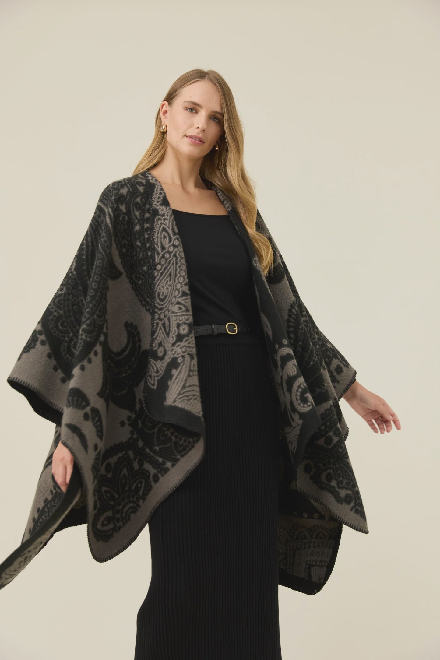 Lucia Cape - Charcoal Paisley