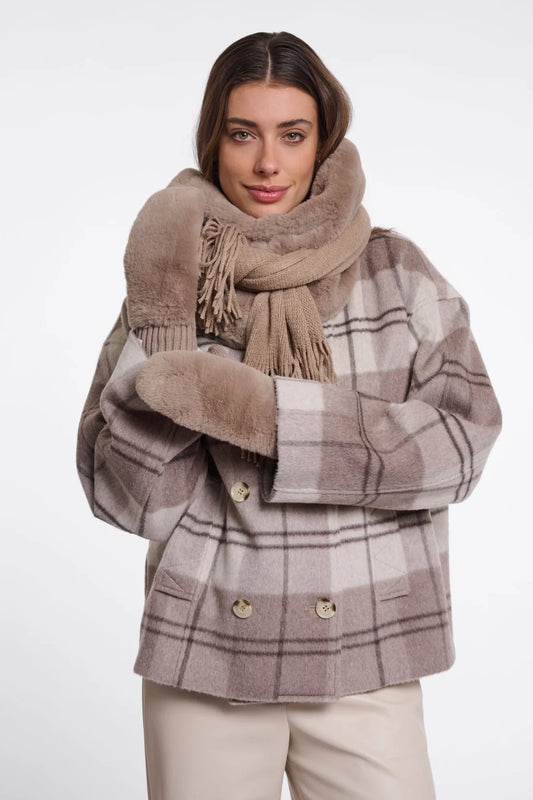 Oxo Faux Fur Gloves - Oat