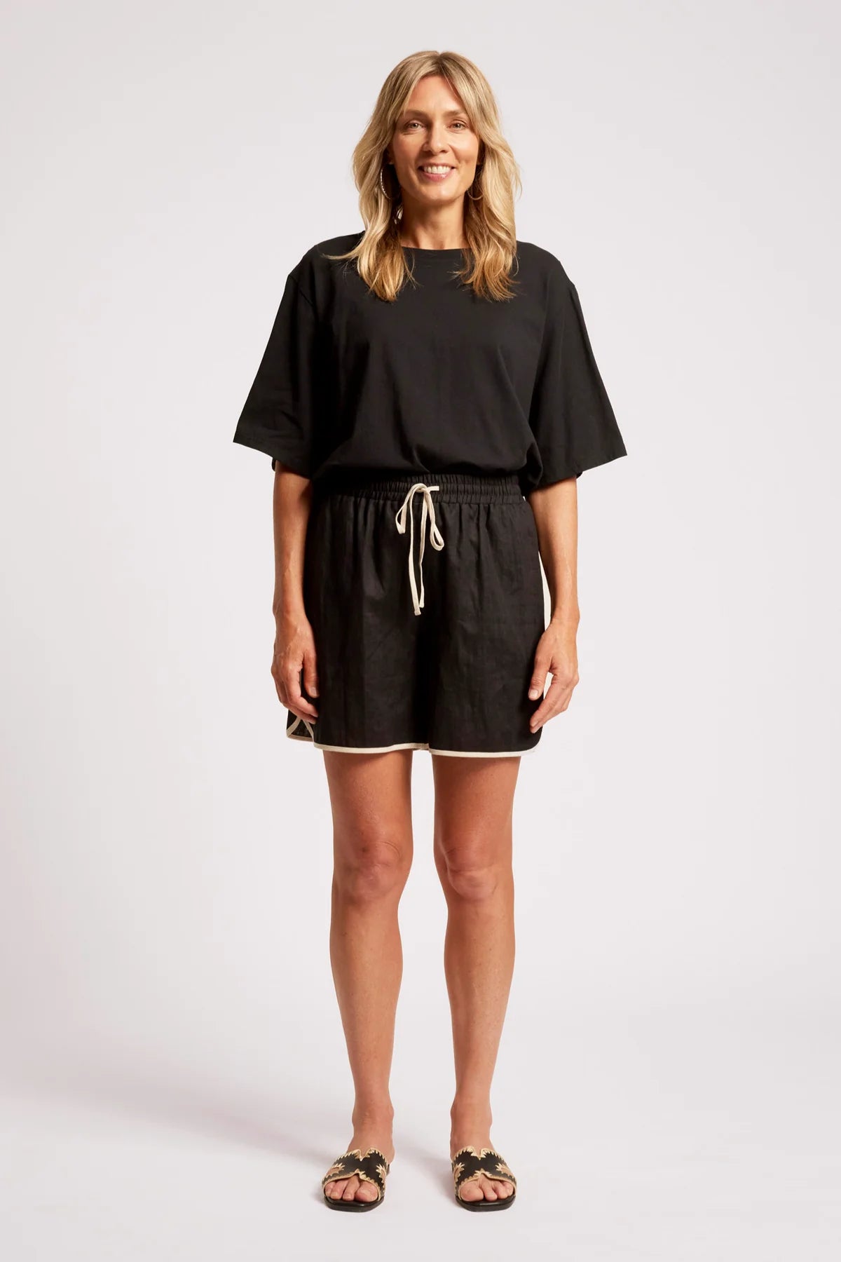 Maris Splice Short - Black/Tusk