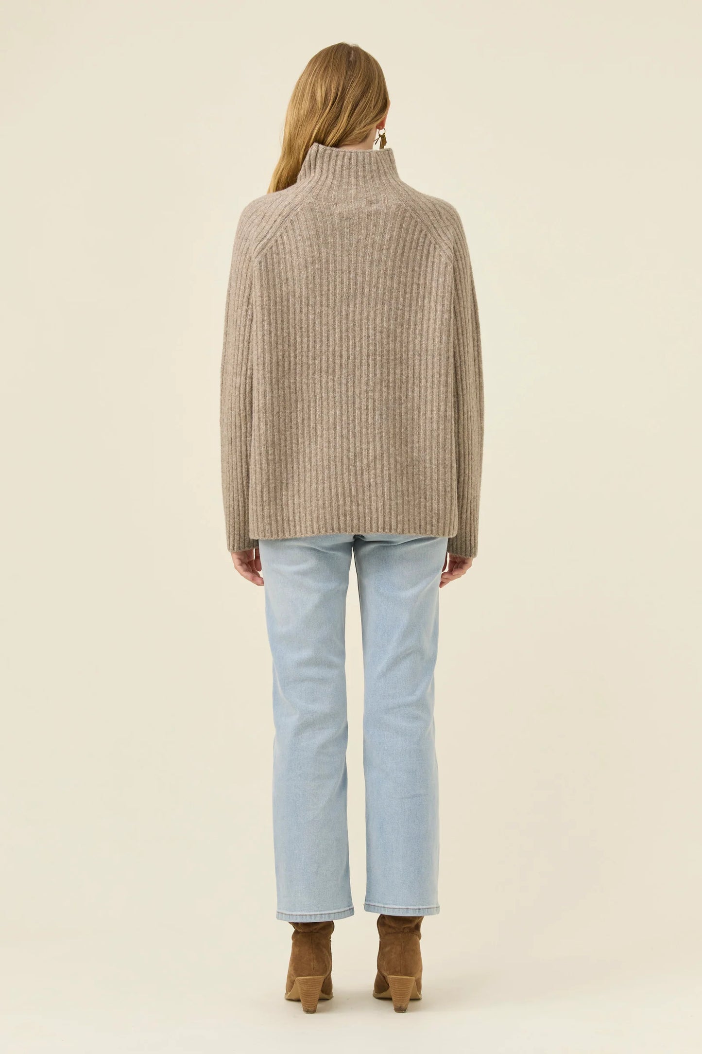 Miru Jumper Stone