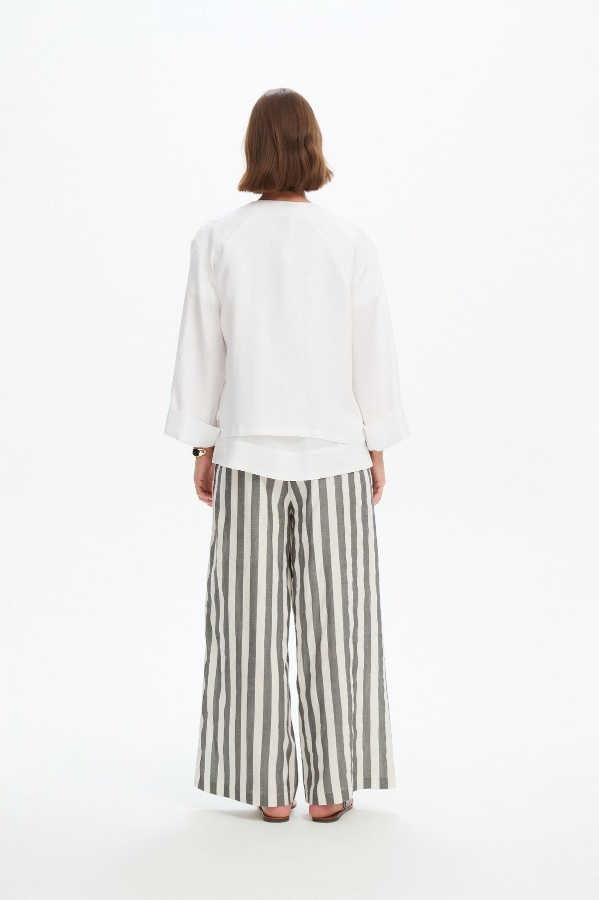 Relaxed Linen Cardi - White