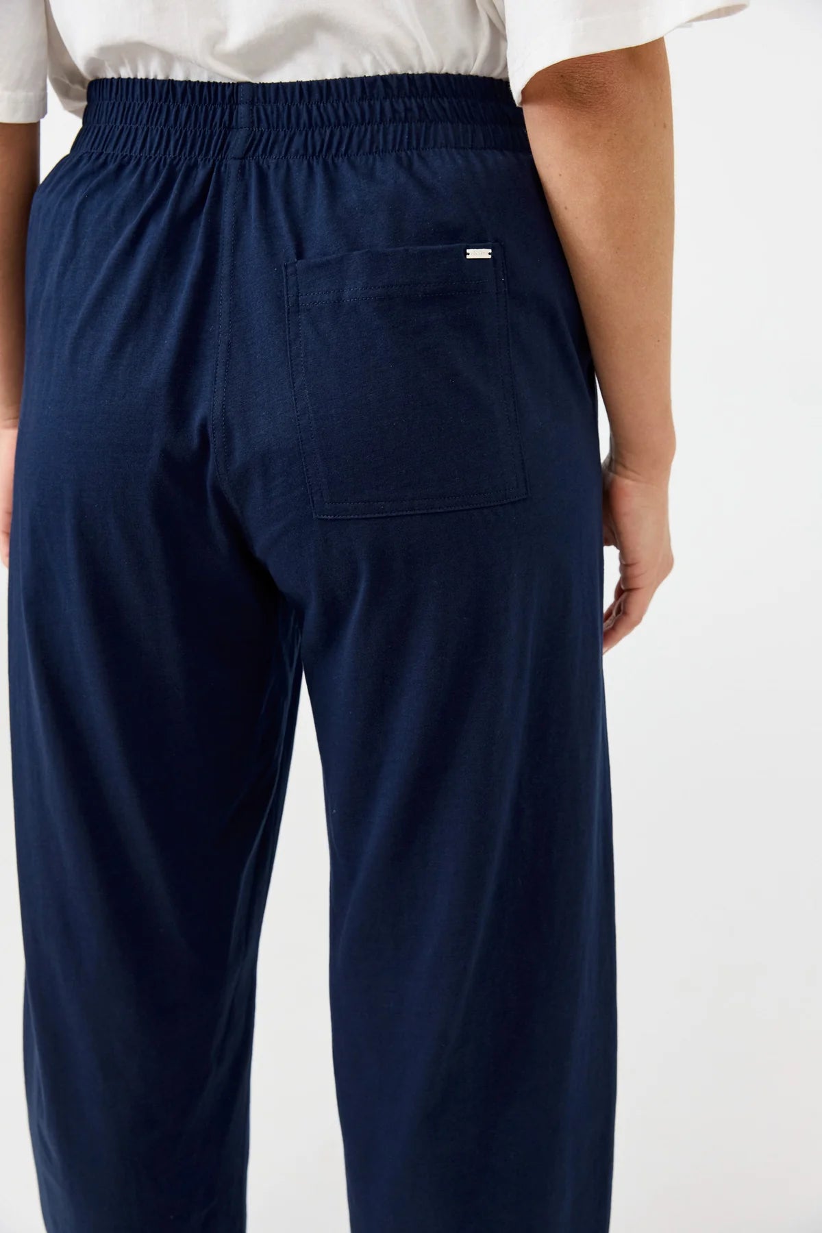 Studio Traveller Pant - Indigo