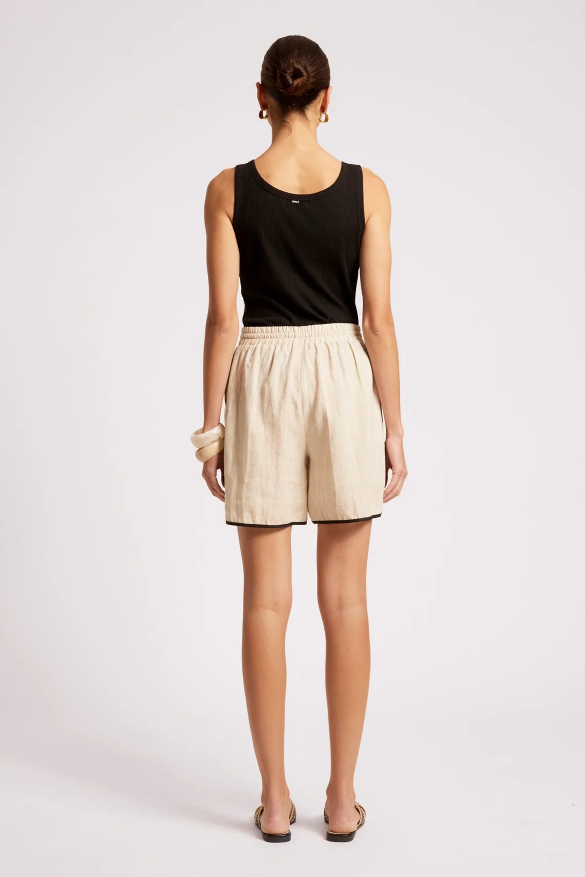 Maris Splice Short - Tusk/Black