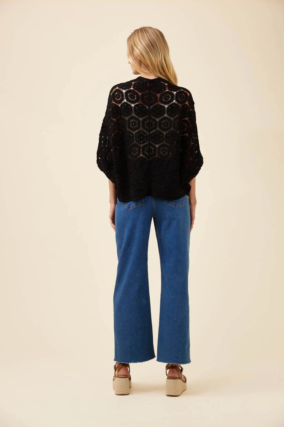 Maggie Crochet Cape - Black (One Size)