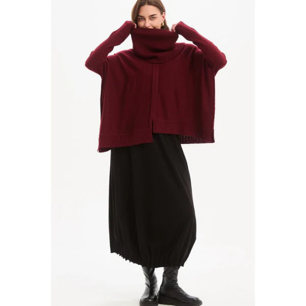 Boxy Rib Sleeve Knit - Wine