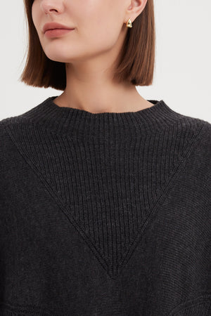 V Detail Oversized Knit Charcoal (One Size)