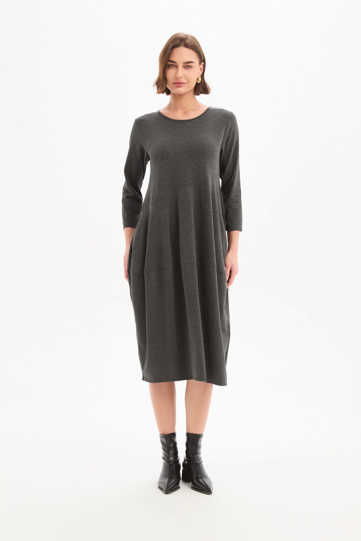 DIAGONAL SEAM KNIT DRESS - Charcoal