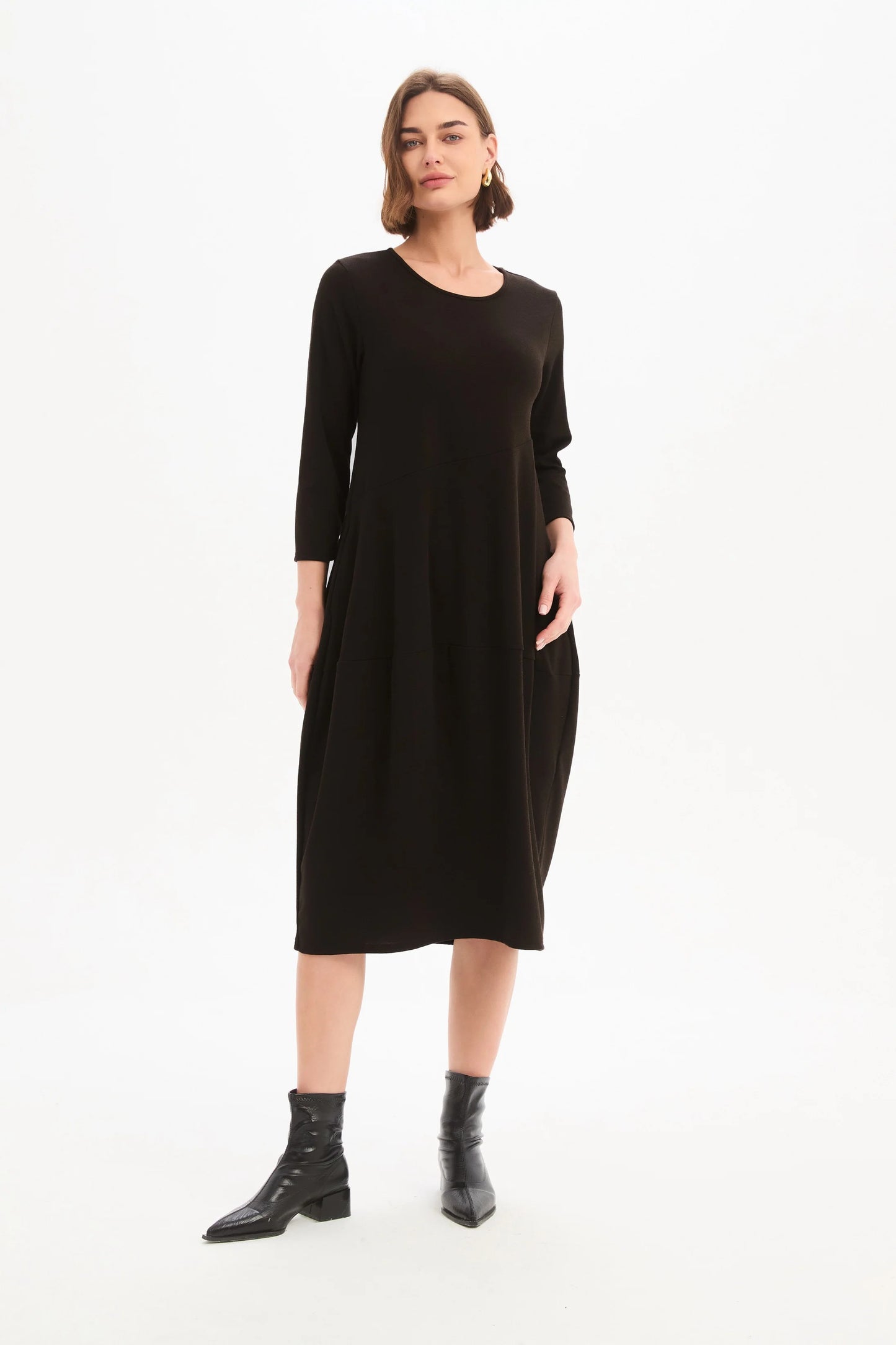 DIAGONAL SEAM KNIT DRESS - Chocolate