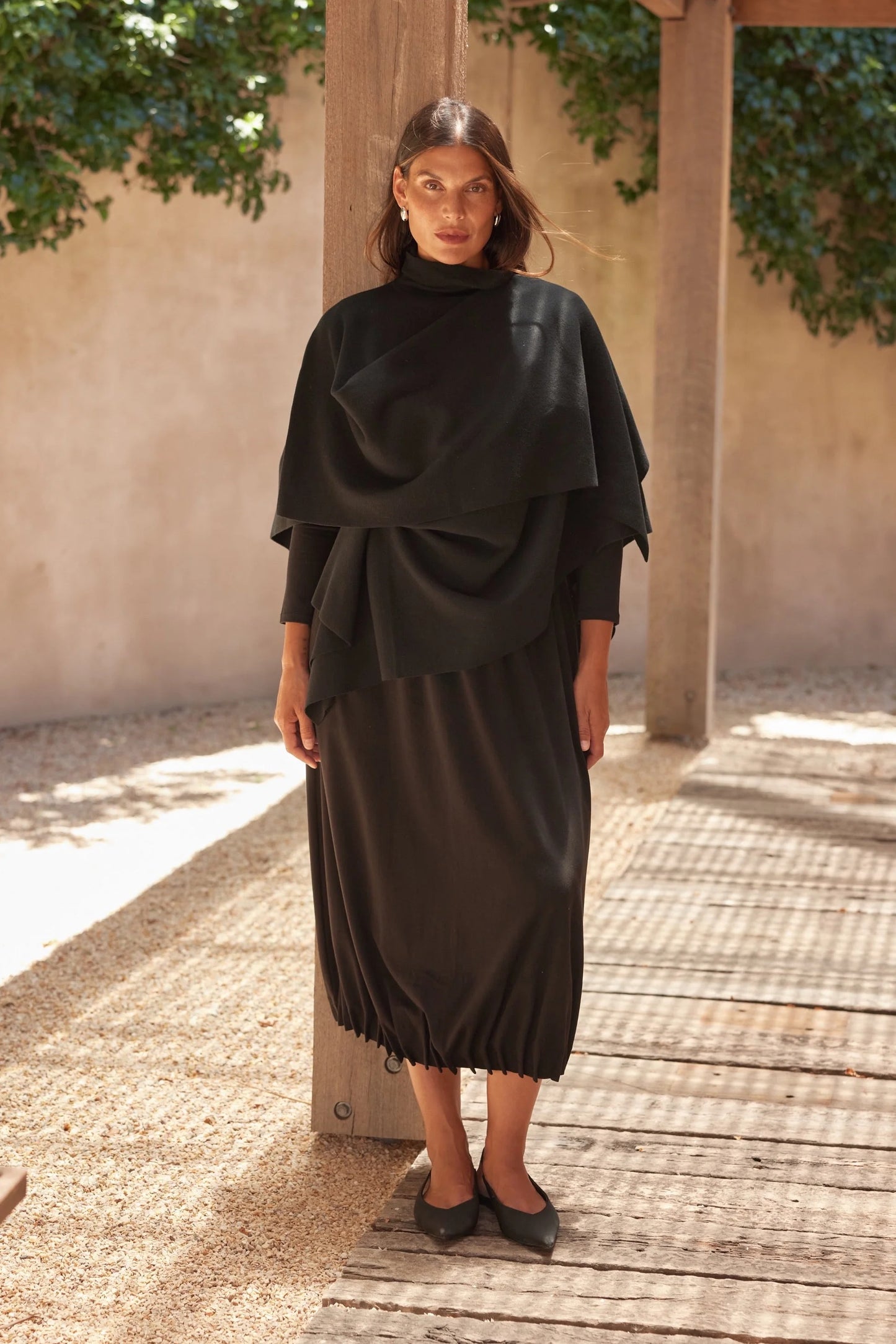 Crossover Wrap Knit - Charcoal (One Size)