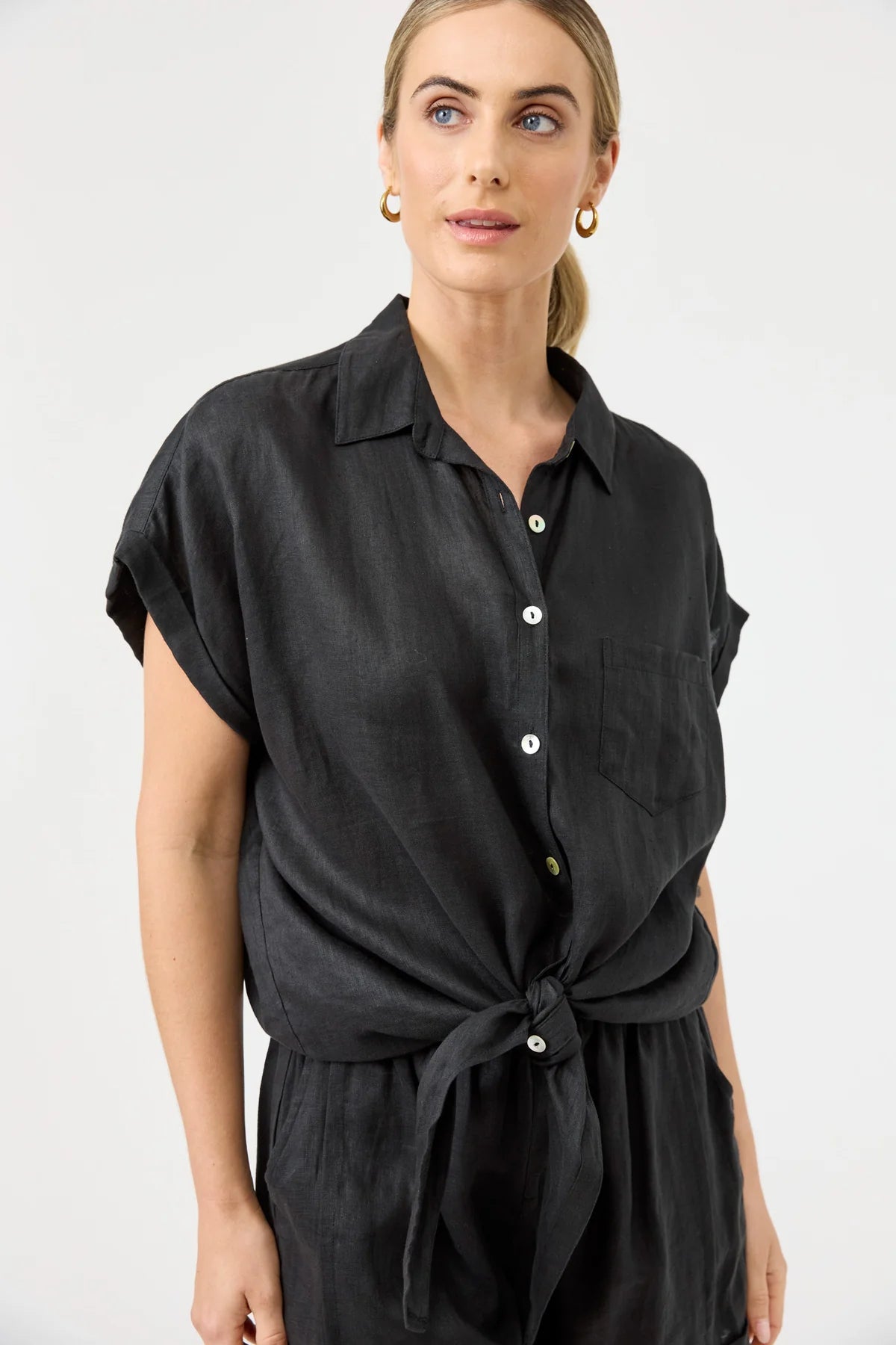 Studio Tie Shirt Ebony