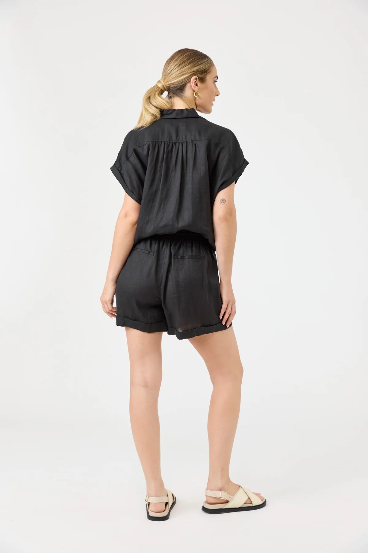 Studio Tie Shirt Ebony