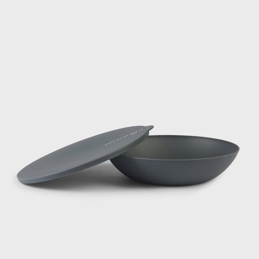 Serving bowl with a lid — the round - Pepper