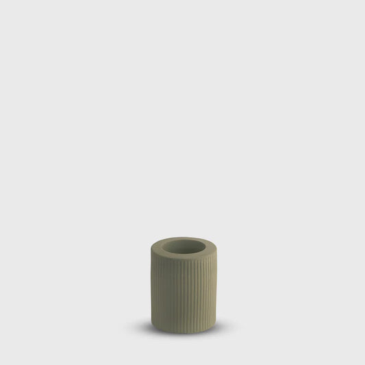 RIBBED INFINITY CANDLE HOLDER LEAF